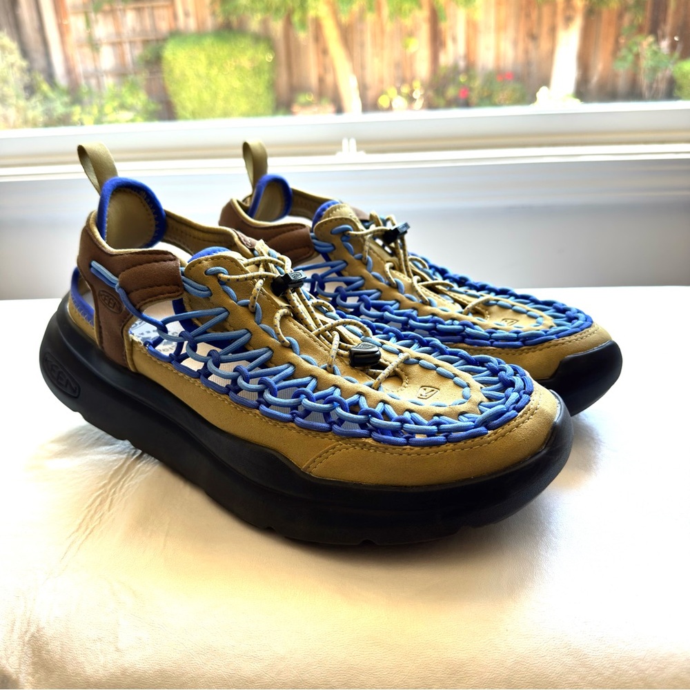 Keen Men's UNEEK WK Sneaker Size 10 NWOT - Picture 2 of 11